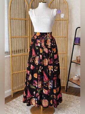 Vintage Dorothy Schoelen Women’s Black Floral Print Maxi Skirt
